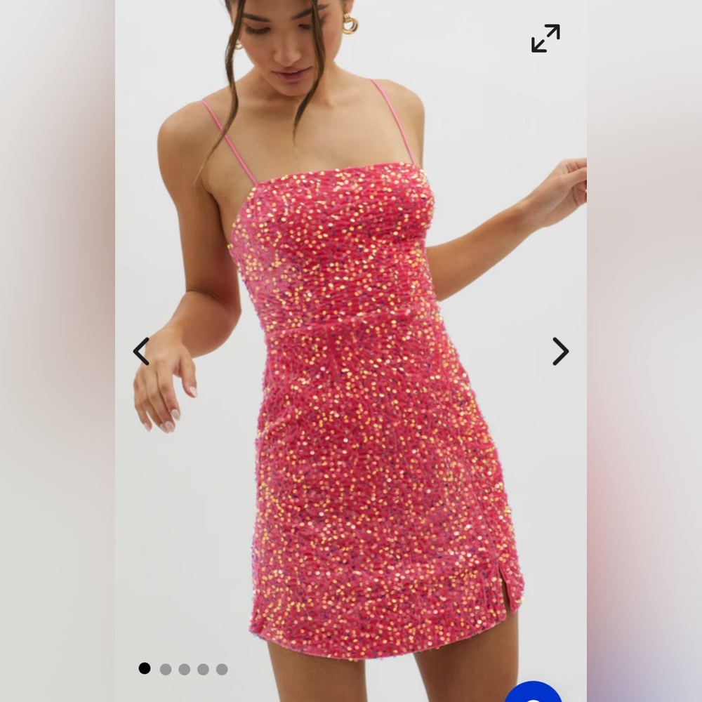 Selfie Leslie Sparkling pink Sequin Dress